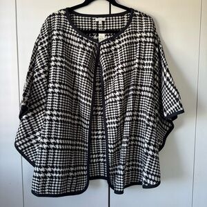 Talbots Black and White Houndstooth Poncho